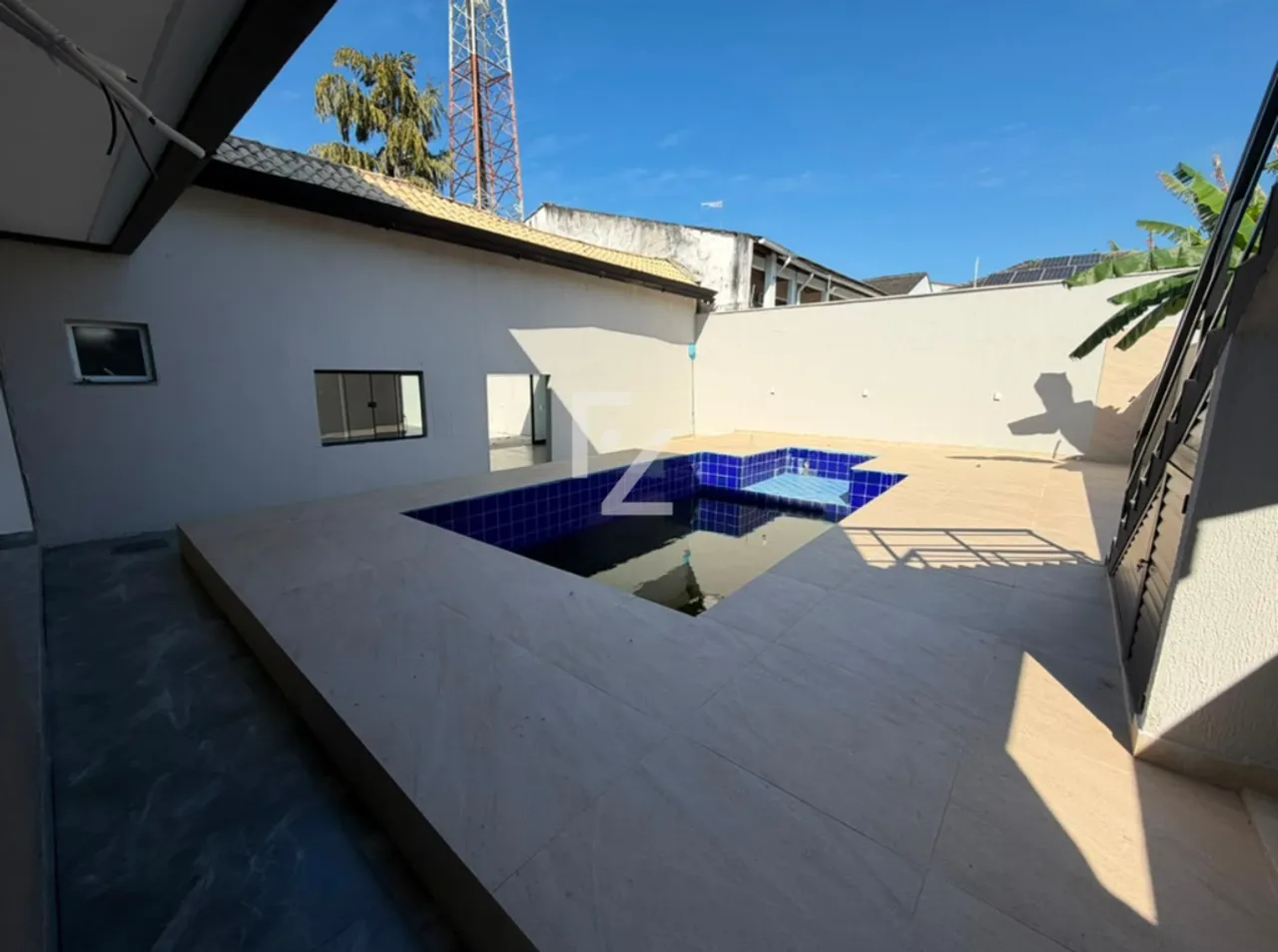 House with 4 bedrooms and 3 bathrooms, 3 parking spots — photo 16