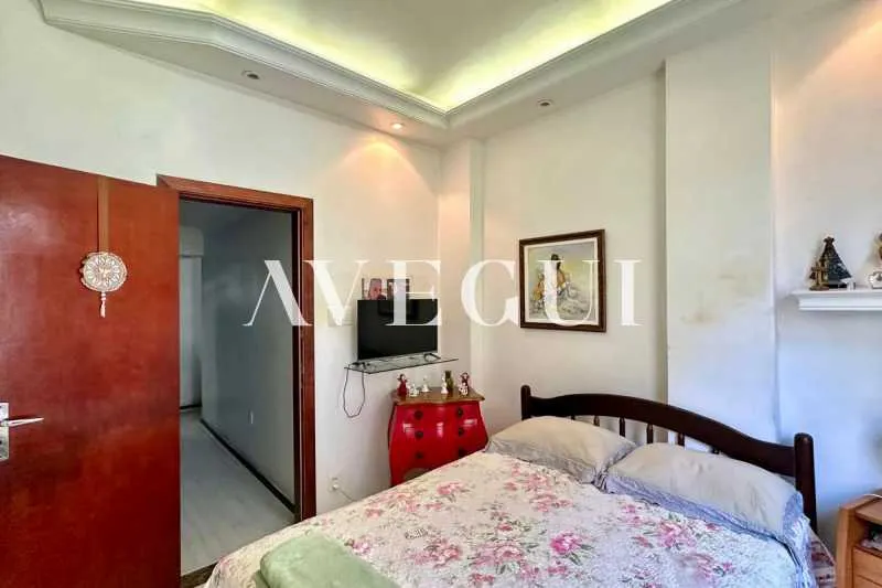 Residential apartment with 2 bedrooms and a closed kitchen — photo 12