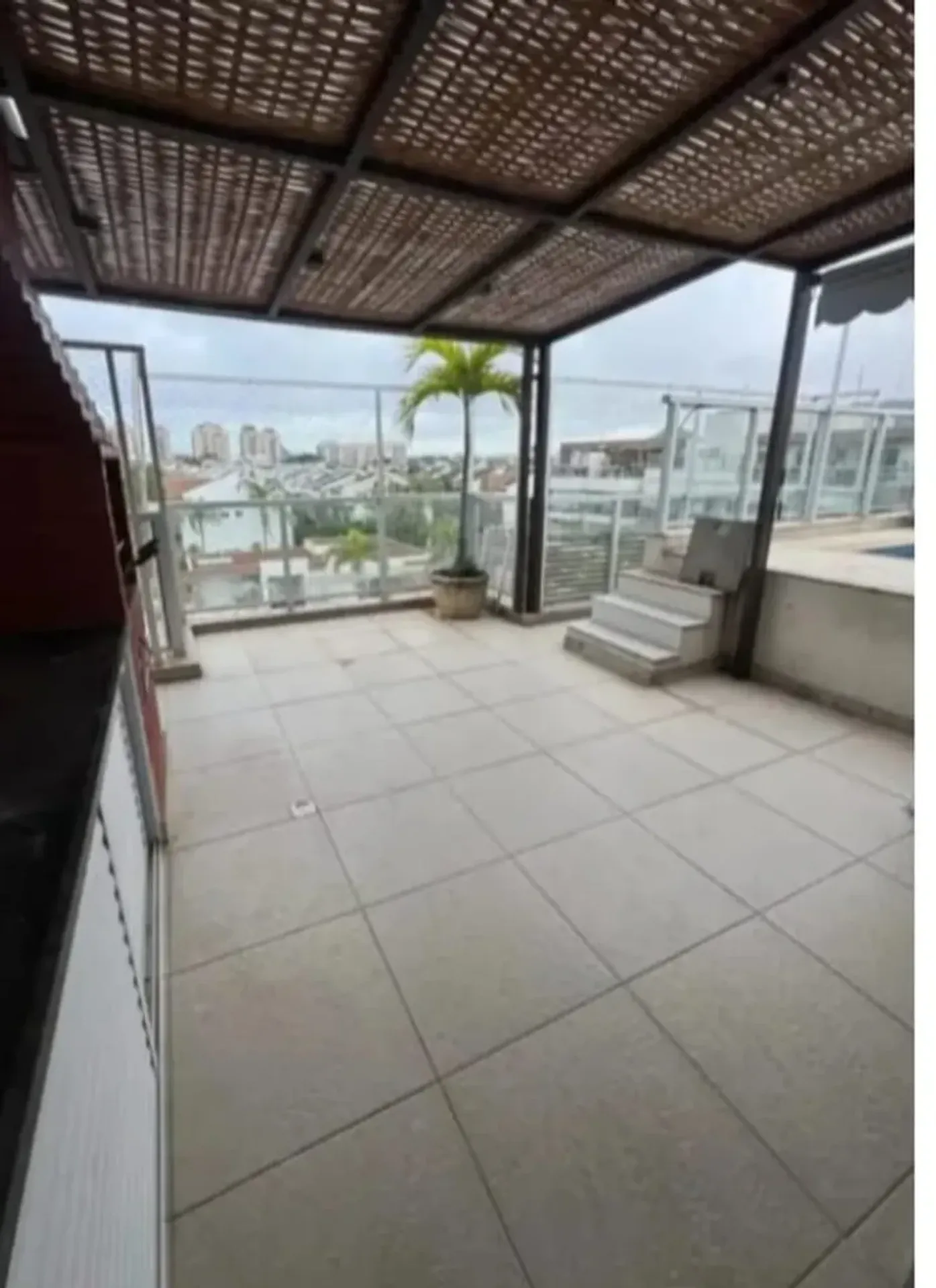 Apartment, 186 m², with a grill on the balcony — photo 9