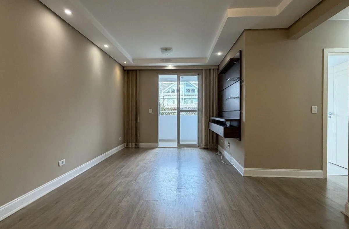 Home office in a 3-bedroom apartment, 82 m² — photo 6