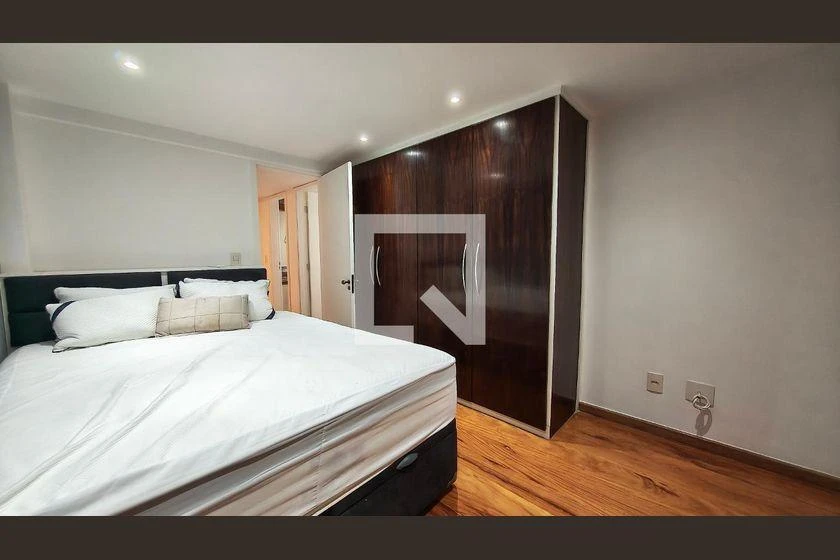 Washing machine in a 4-bedroom apartment, 205 m² — photo 27