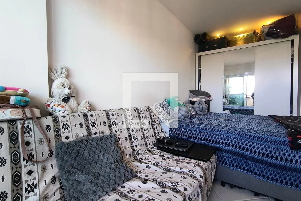 Bathtub in a one-bedroom apartment, 36 m² — photo 9