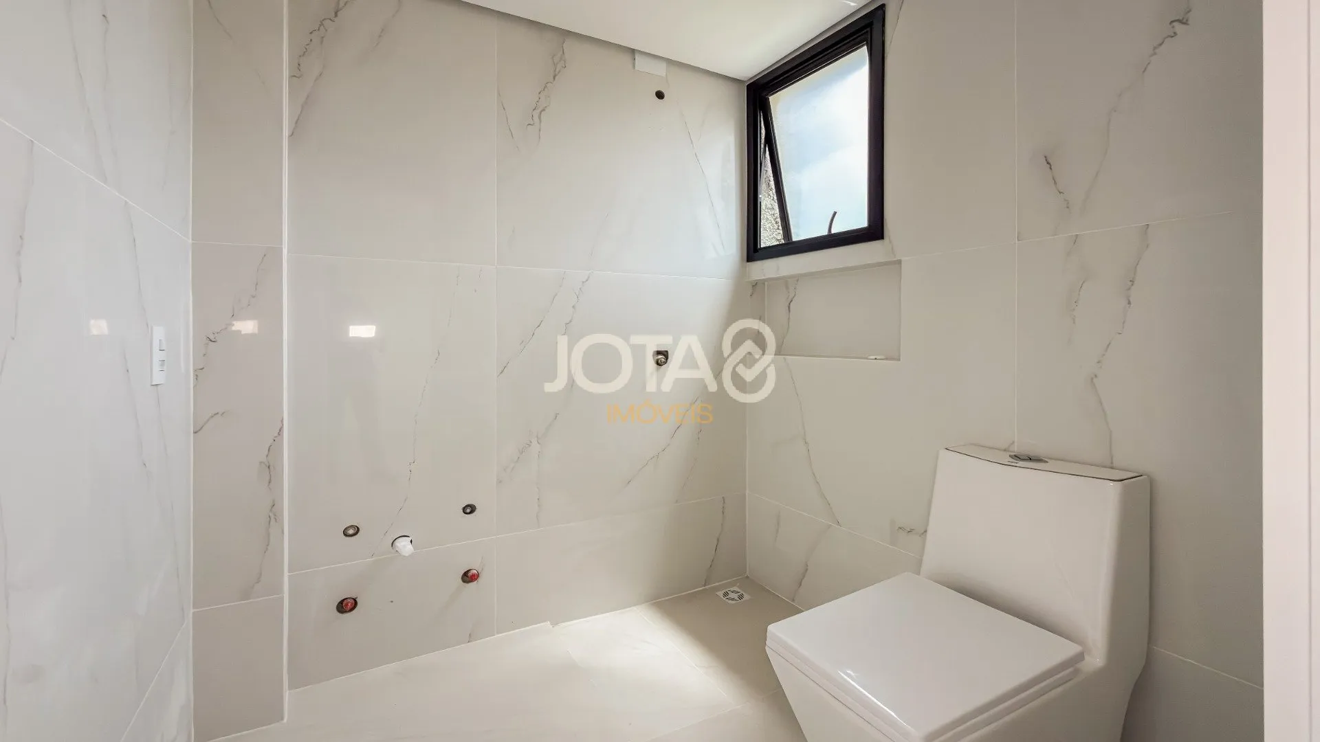 Casa em condomínio com 3 suítes e 4 banheiros — photo 22