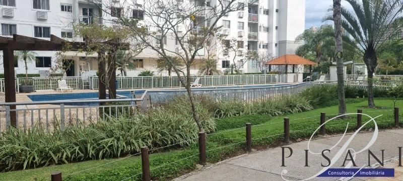 2-bedroom apartment in a building with a gym — photo 38