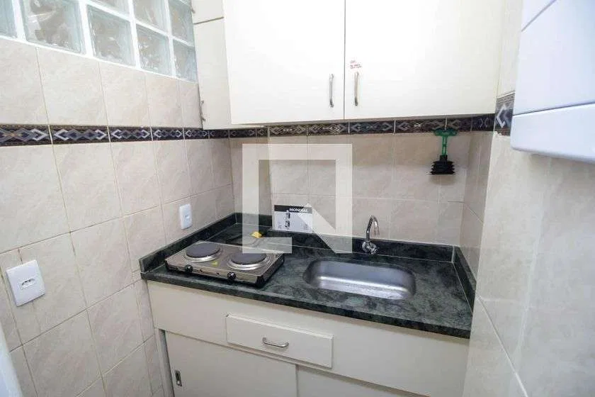 Студія 23 м² з видом на парк та робочим місцем — photo 8