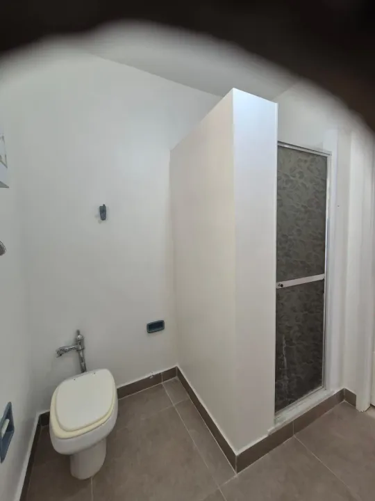 80 m² apartment with 3 bedrooms, 2 bathrooms — photo 13