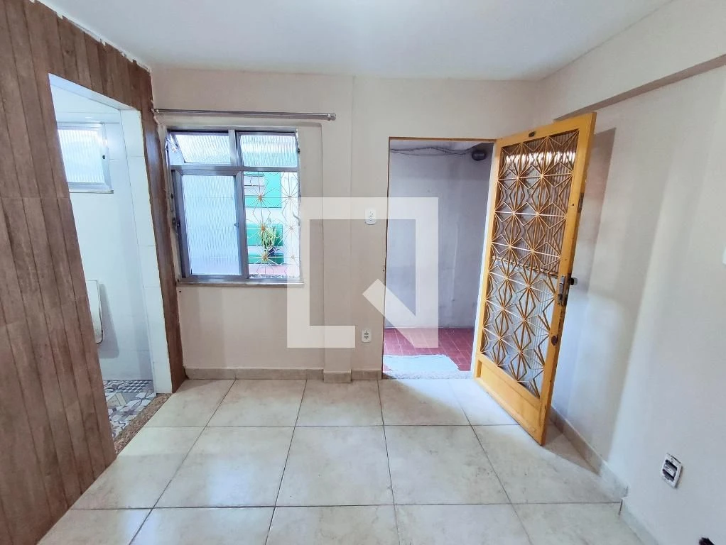 Rental apartment with 2 bedrooms, tiled floors