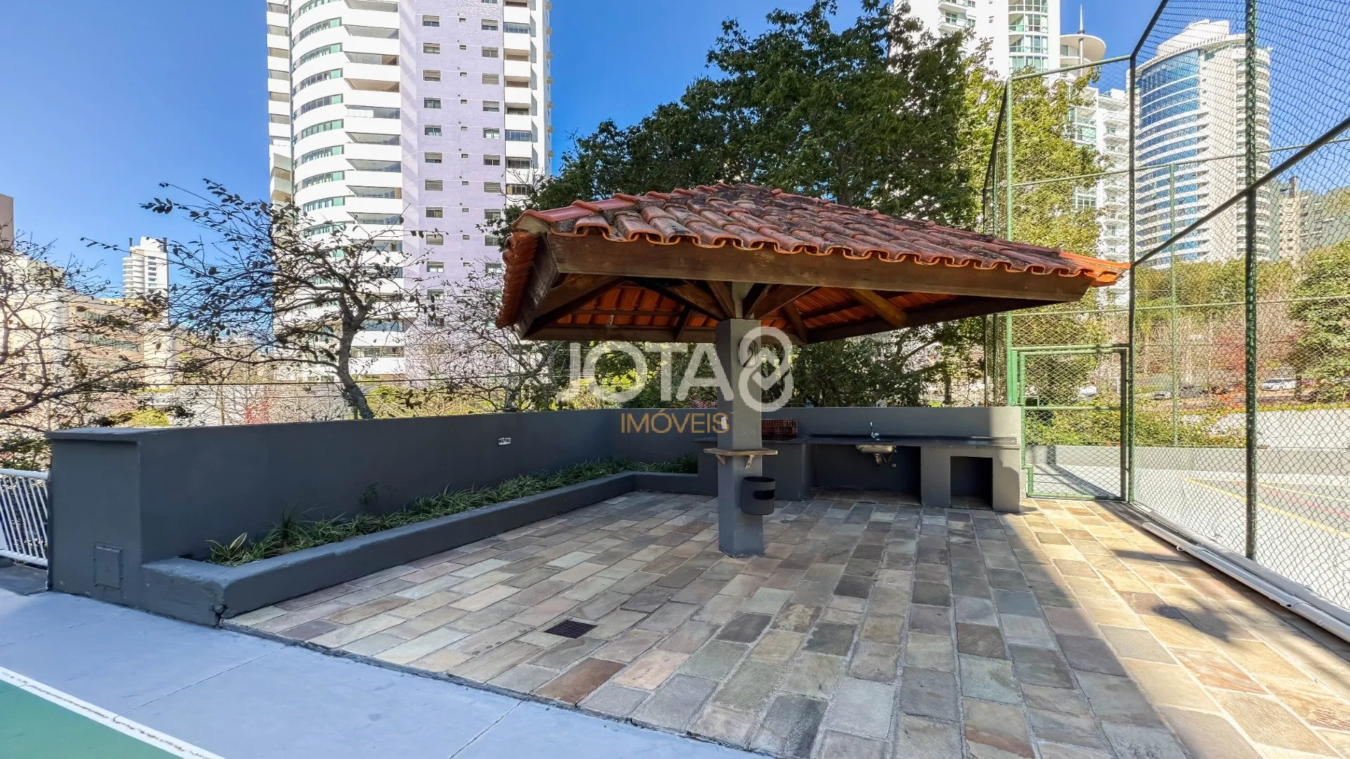 Apartamento de 3 dormitorios, 136 m² y 2 plazas — photo 22