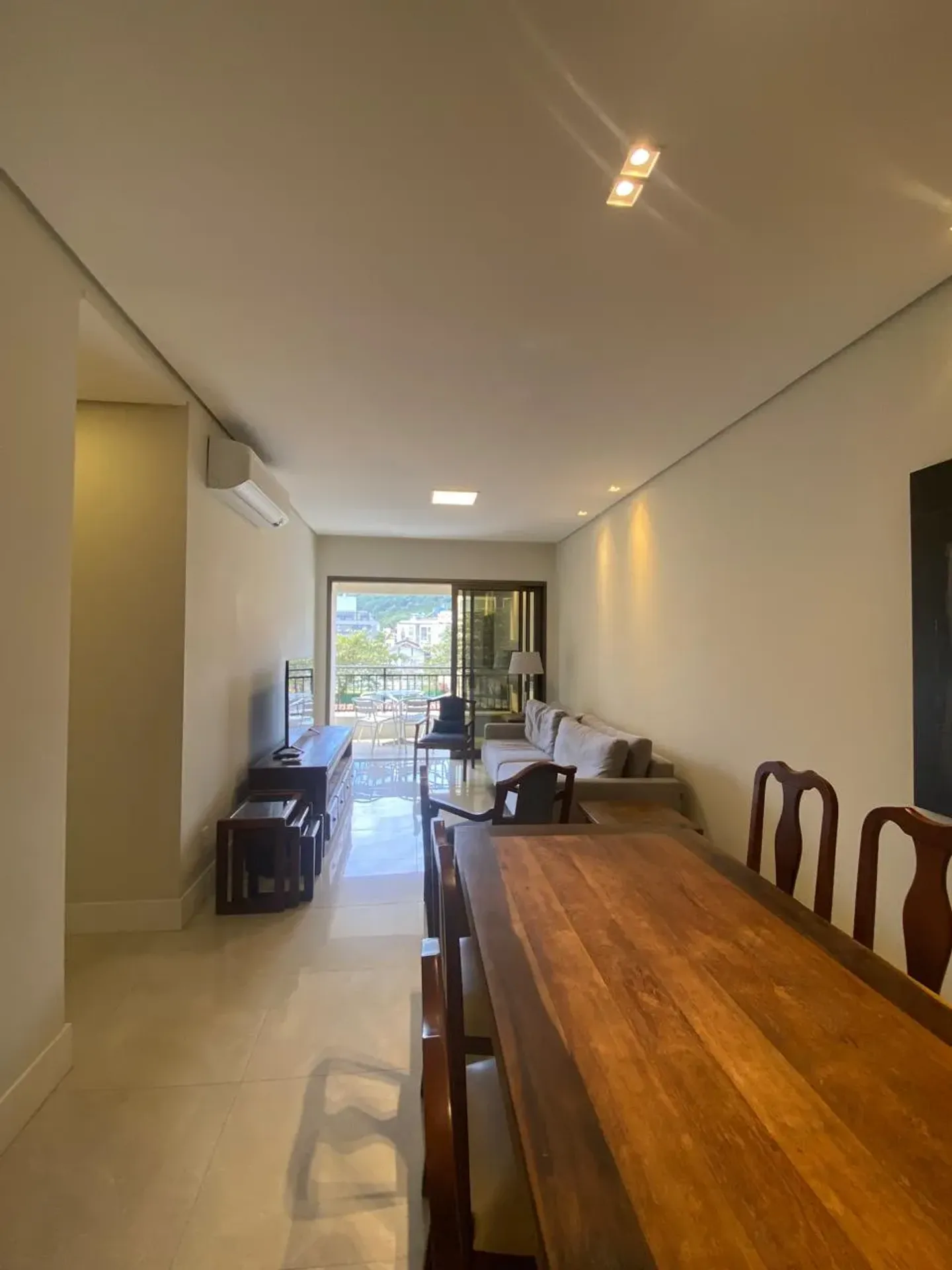 Apartment with 3 en-suite bedrooms and private BBQ
