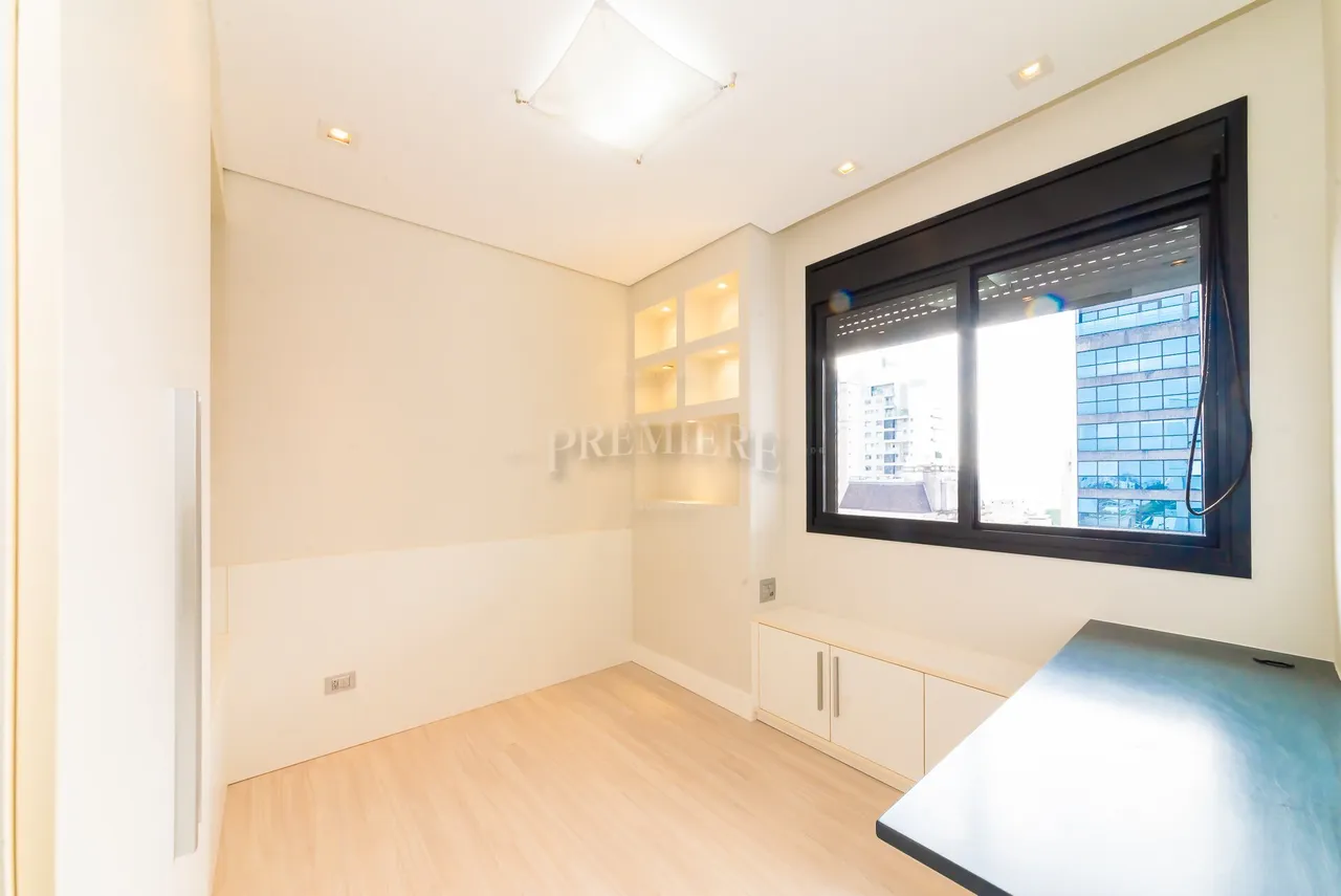 Apartamento de 3 suítes com 265 m² e 2 vagas — photo 16