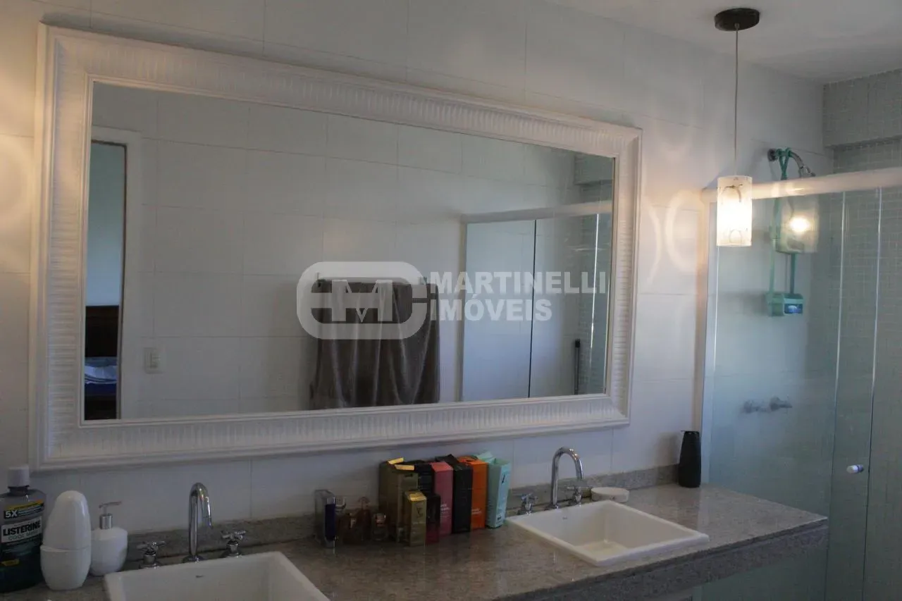 Furnished apartment with 4 bedrooms and a glass balcony — photo 23