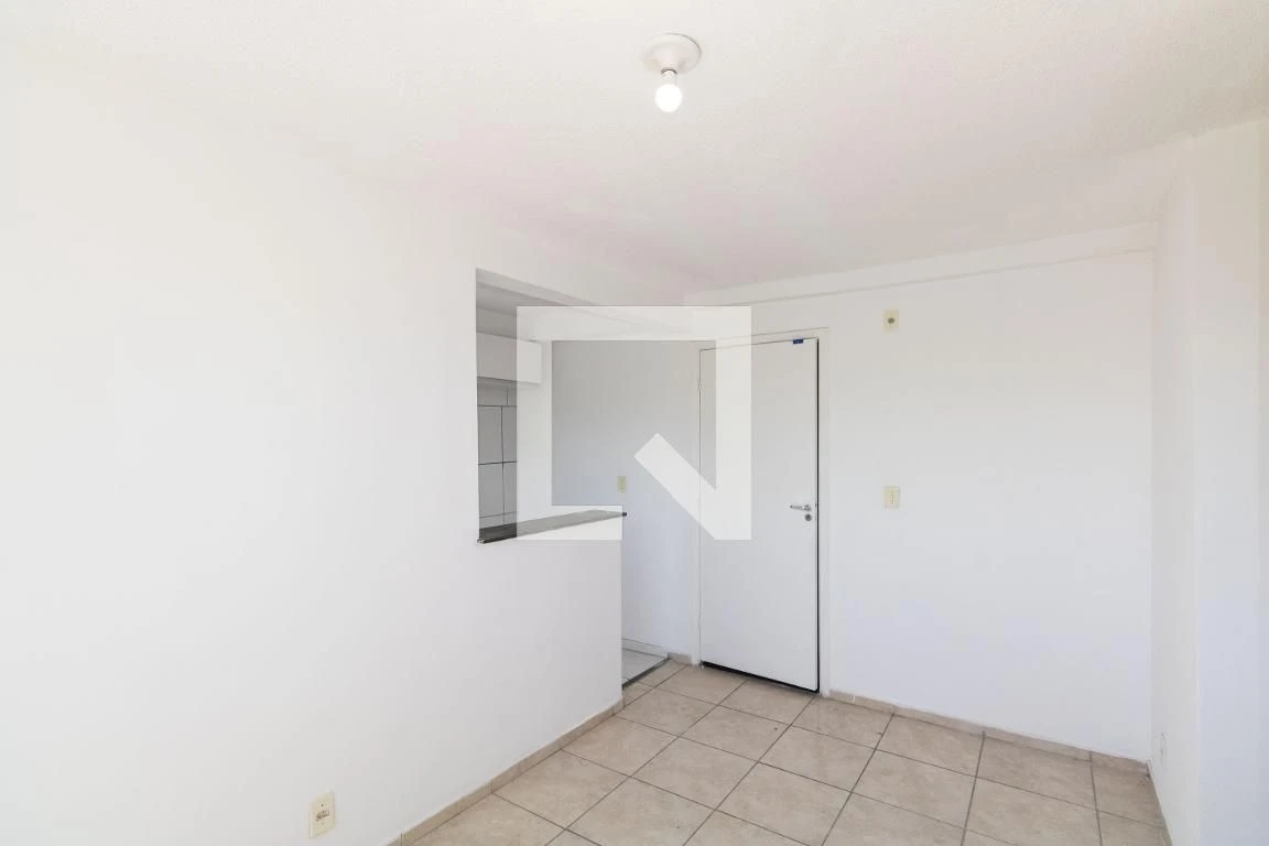 Apartamento sem mobília de 2 quartos com vaga e cozinha aberta — photo 9