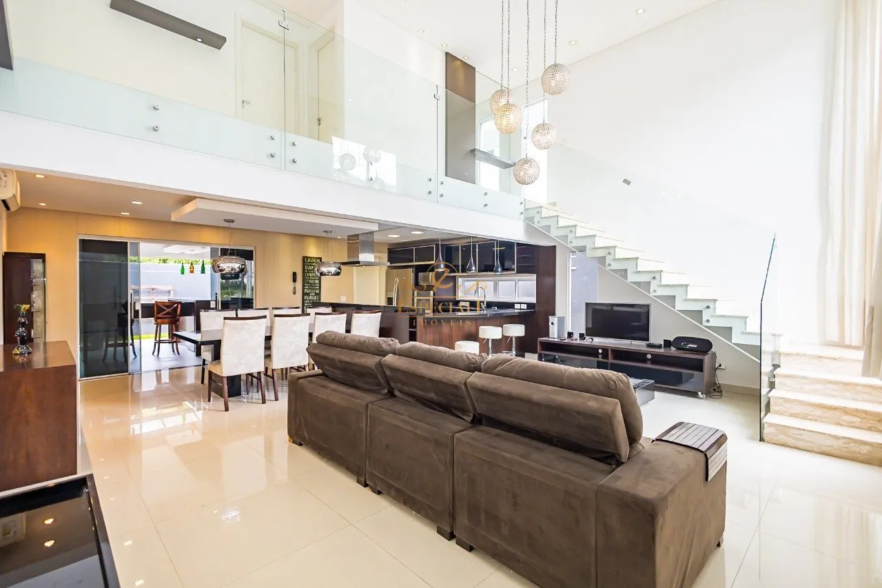 Condo house with 4 bedrooms and a private garden