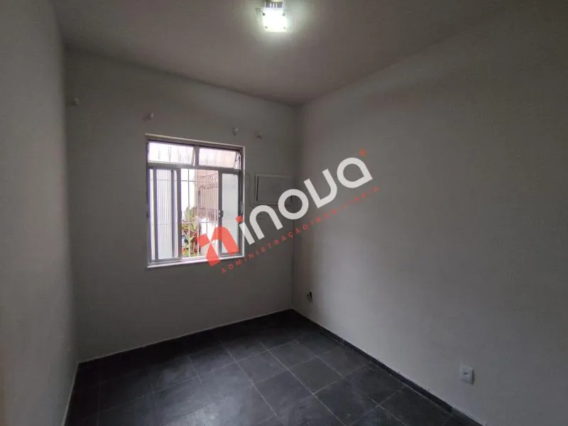 Apartamento de 1 quarto com cozinha fechada — photo 3