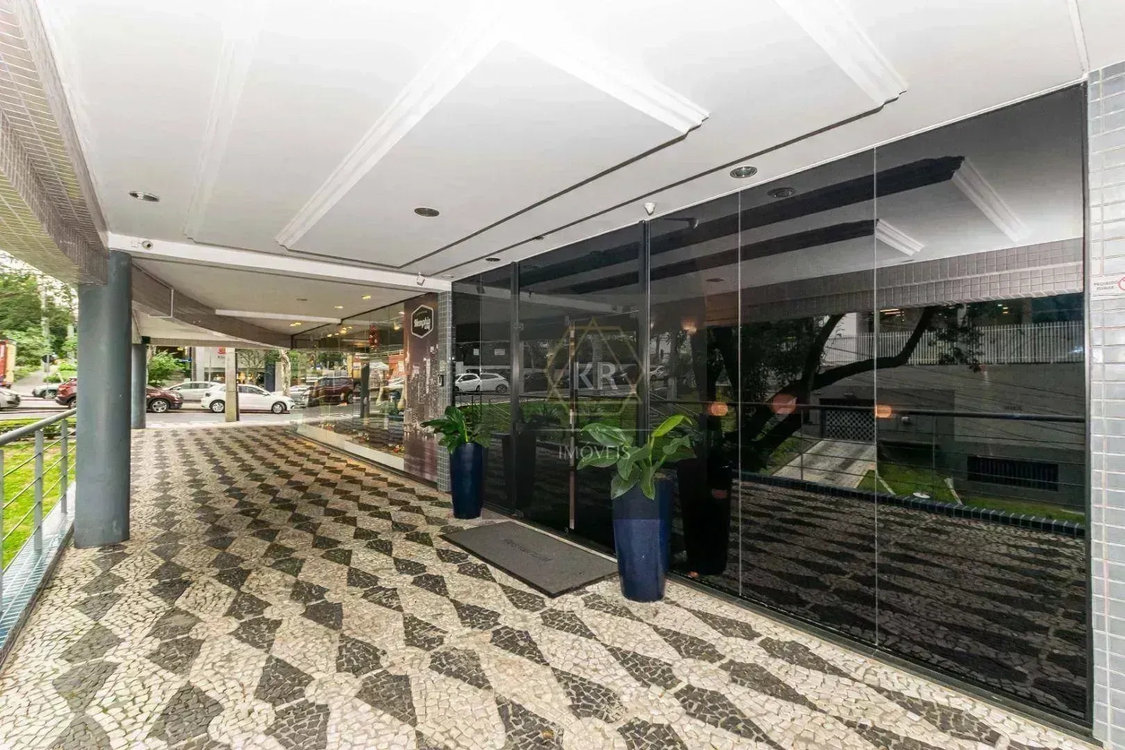 Furnished 140 m² apartment with 1 suite and 2 parking spaces — photo 39