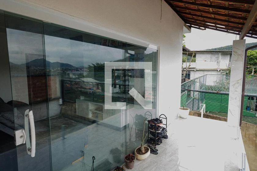Furnished 4-bedroom house with 5 baths and 1200 m² — photo 20