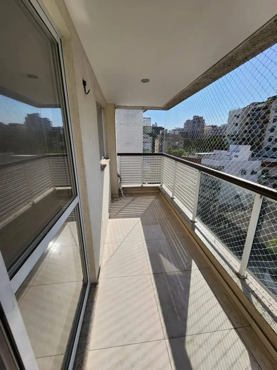 Apartamento com 3 dormitórios e 2 vagas — photo 4