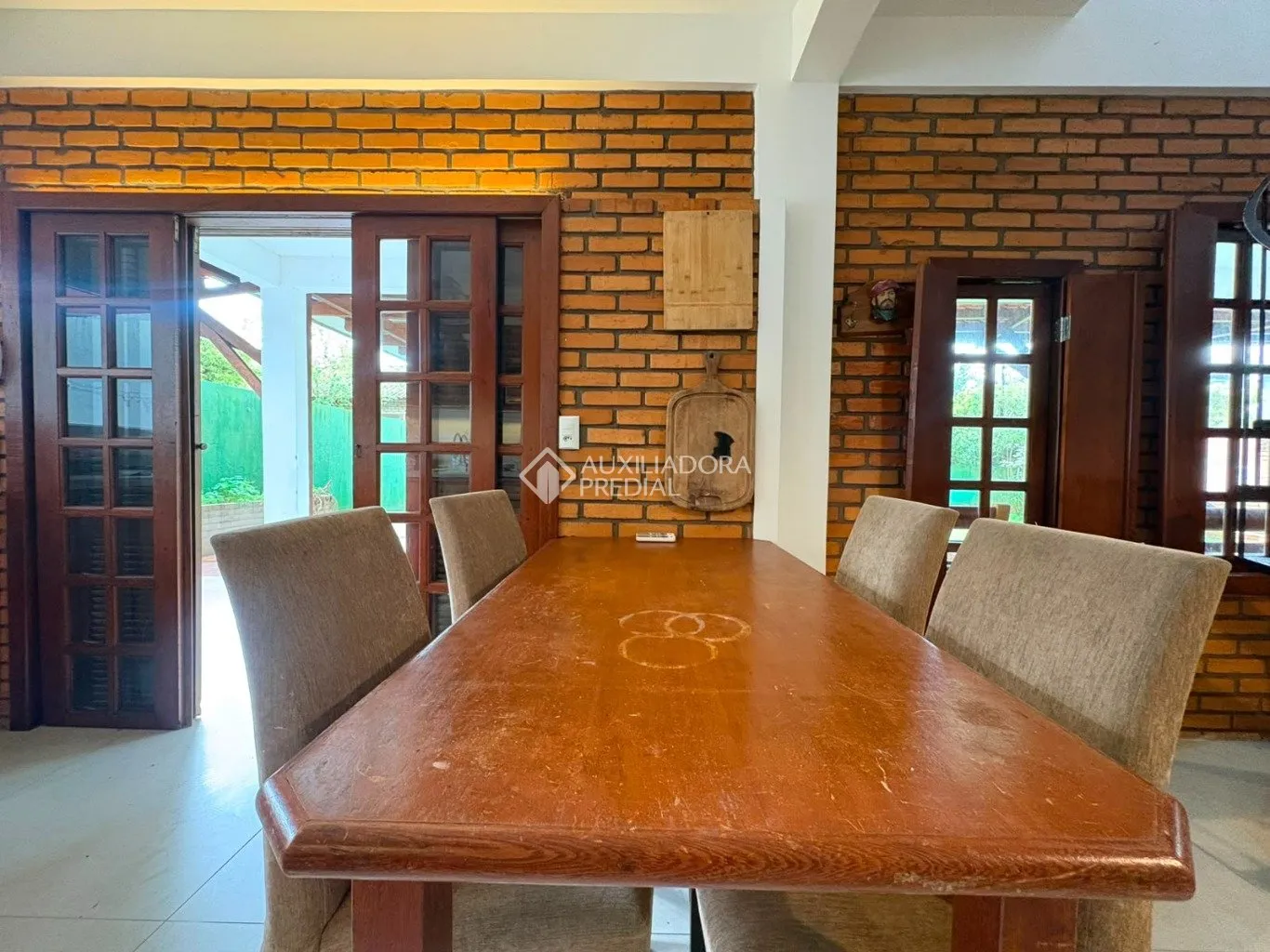 Furnished house with 2 bedrooms and 2 parking spots — photo 33