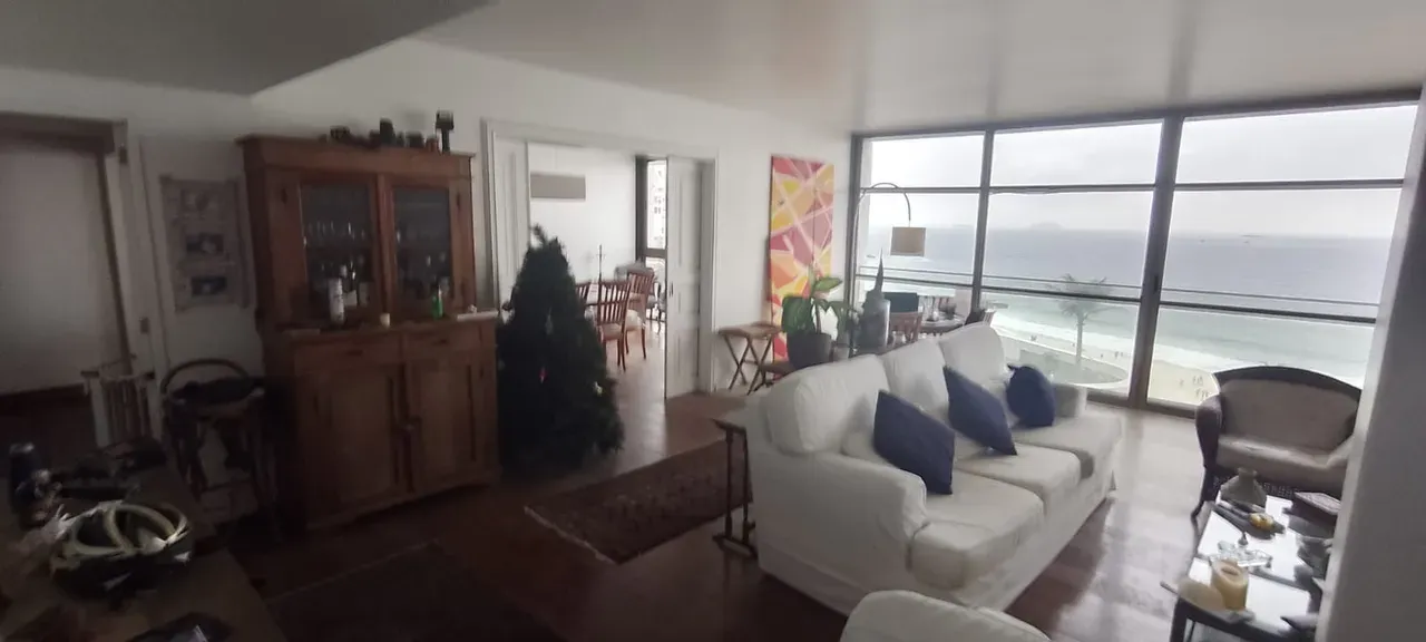 Apartamento mobiliado, 240 m², com janelas do piso ao teto — photo 47