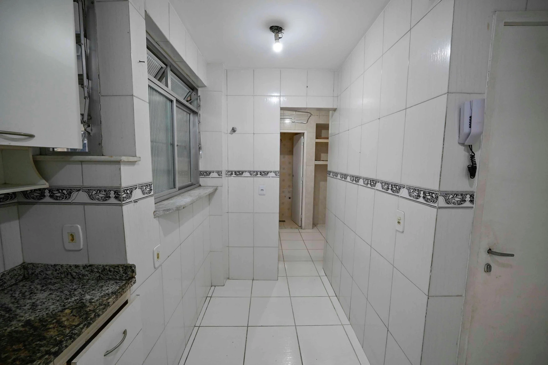Mountain view in a 2-bedroom apartment, 72 m² — photo 23