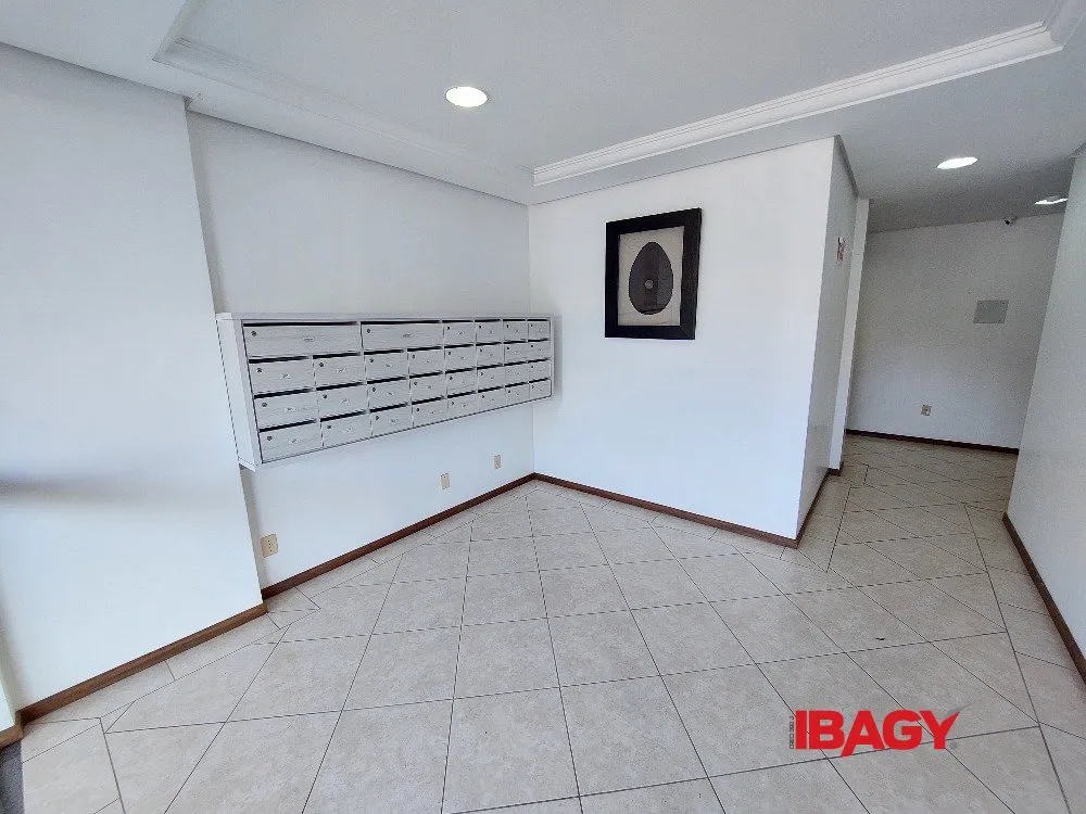 Washing machine in a 2-bedroom apartment, 70 m² — photo 25