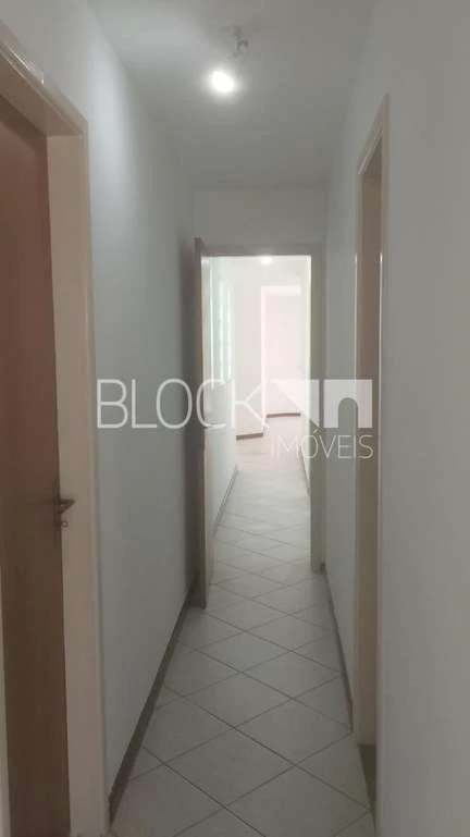 183 m² unfurnished apartment with 3 bedrooms and mountain view — photo 21
