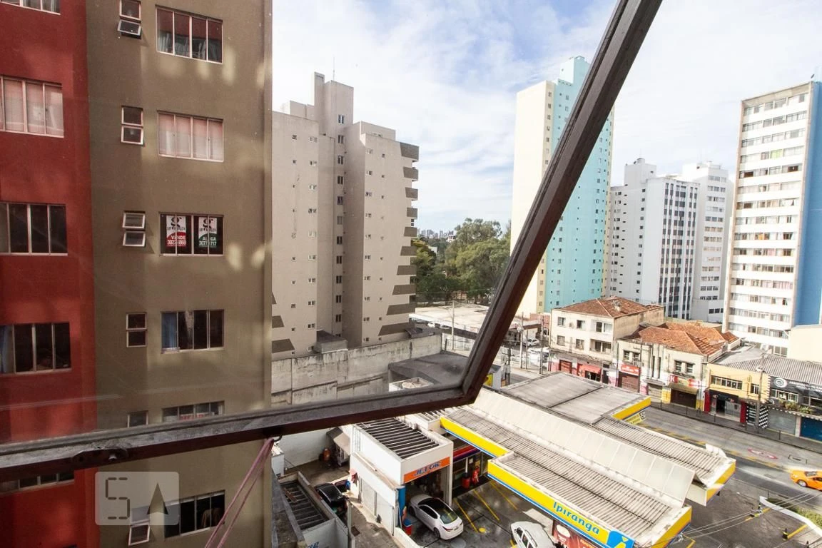 94 m² apartment with a home office and a washing machine — photo 3