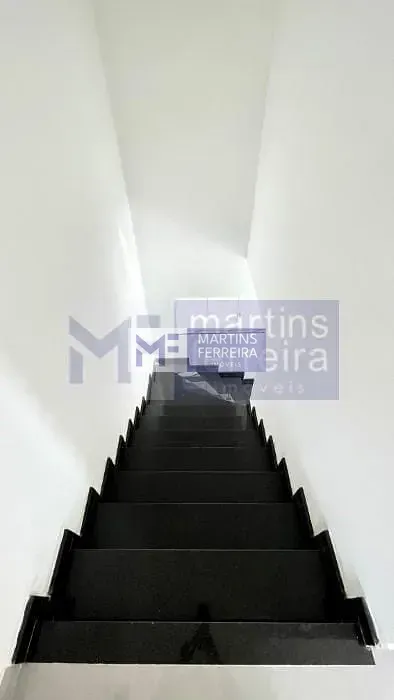 Rental house with 4 bedrooms and 285 m² — photo 11