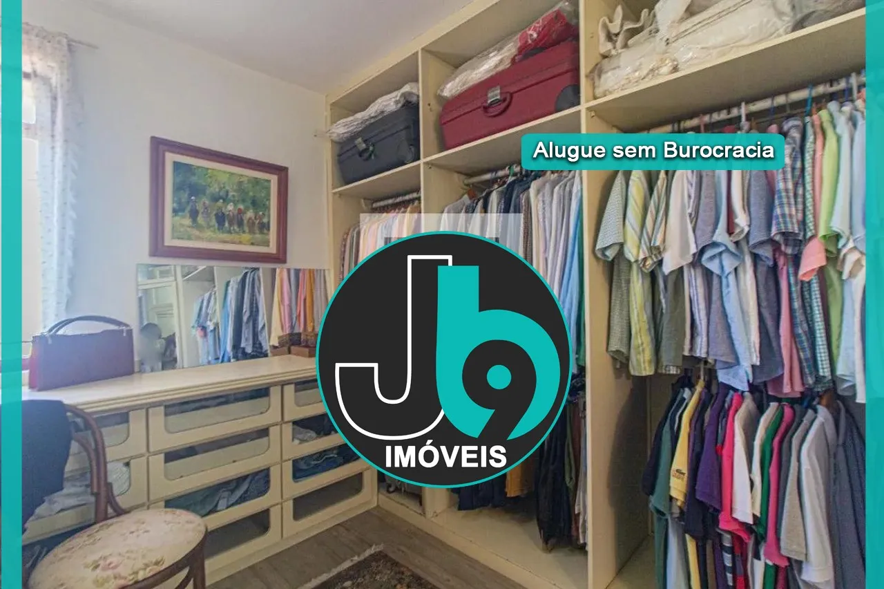 Furnished 650 m² house with 4 bedrooms and 4 bathrooms — photo 16