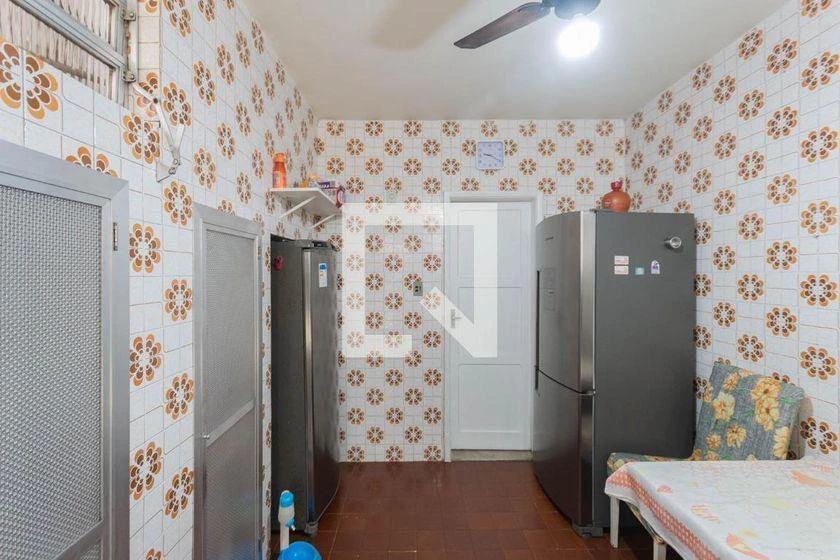 Casa para alugar com 4 quartos e 230 m², 3 banheiros — photo 49