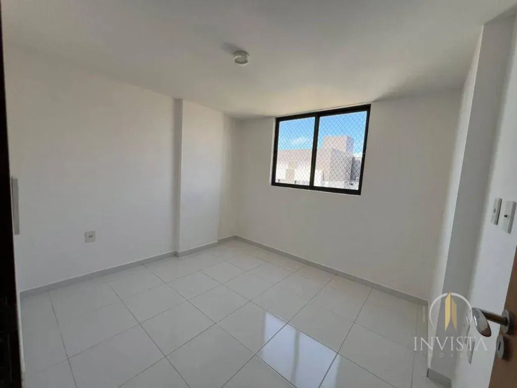 Apartamento de 3 quartos em condomínio com piscina — photo 15