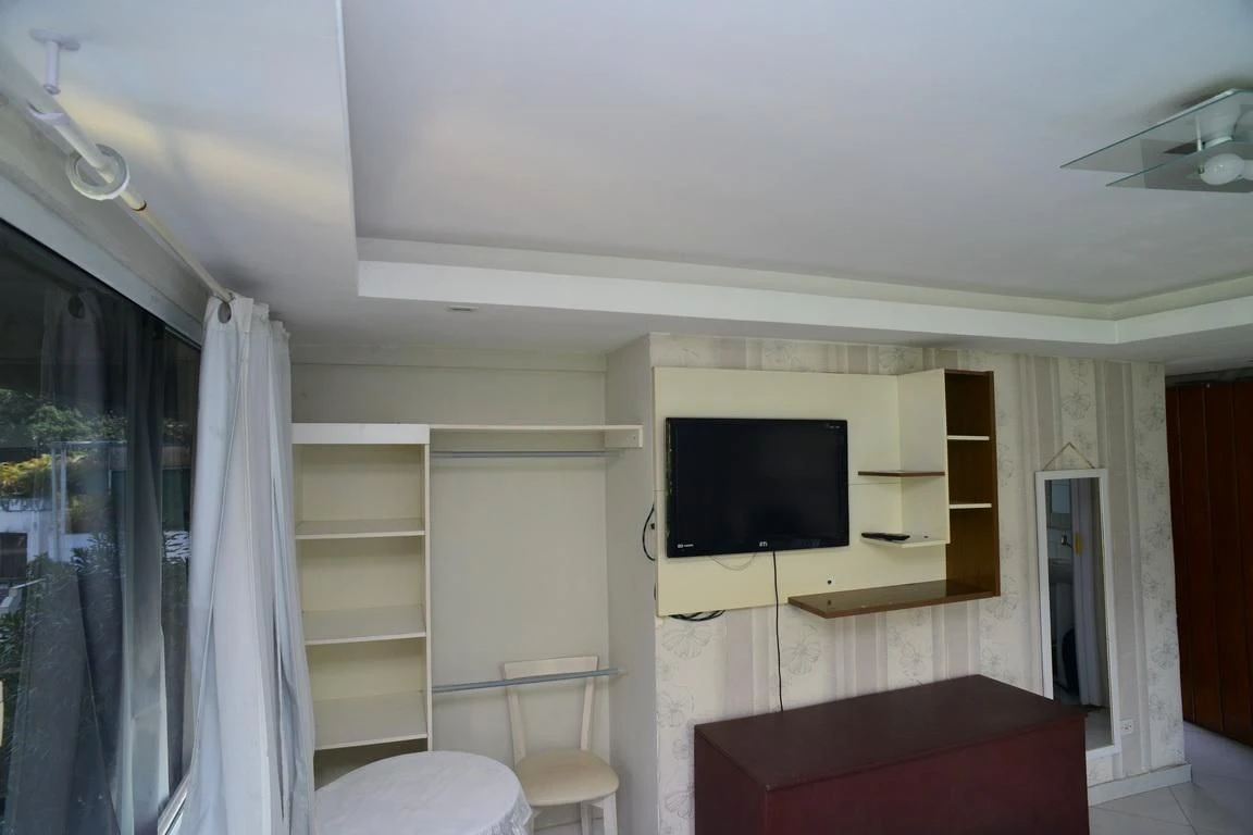 Kitnet mobiliada com 1 quarto e piscina no condomínio — photo 5