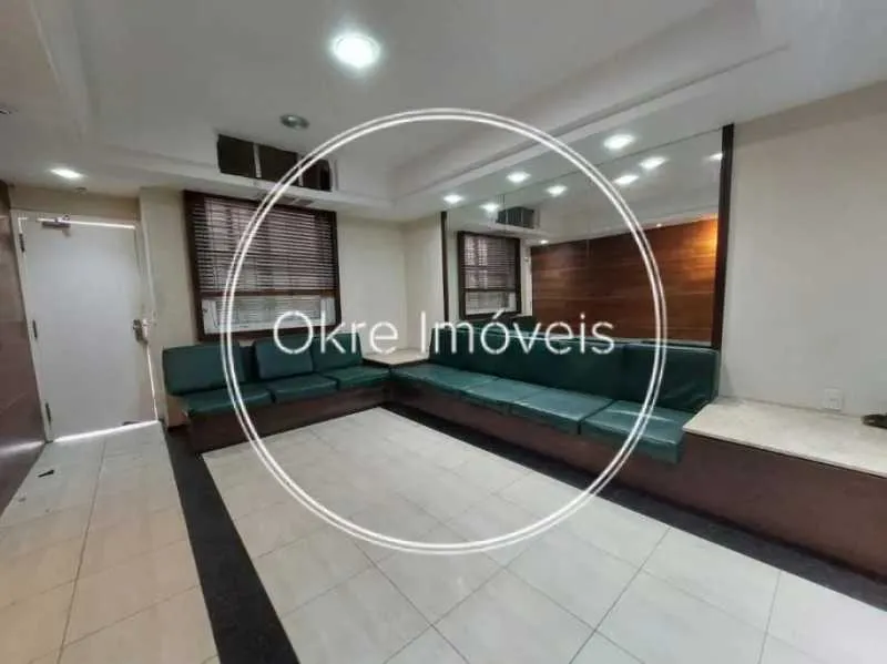 Unfurnished apartment with 1 bedroom and 5 bathrooms