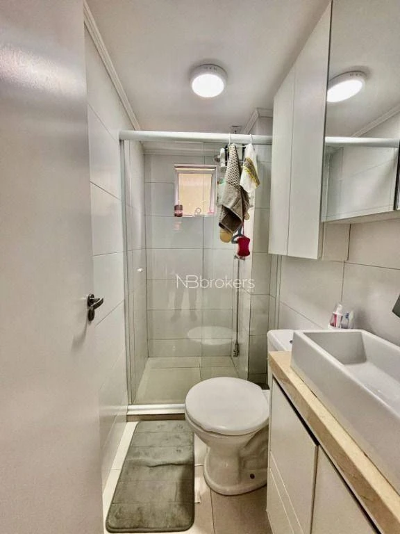 2-bedroom apartment with a washing machine in Curitiba — photo 9