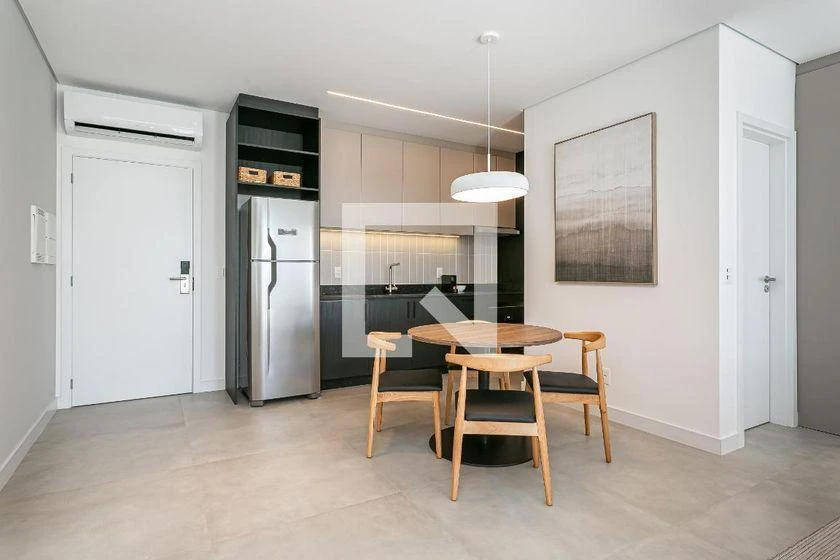 Furnished apartment with 1 bedroom and open-plan kitchen — photo 2