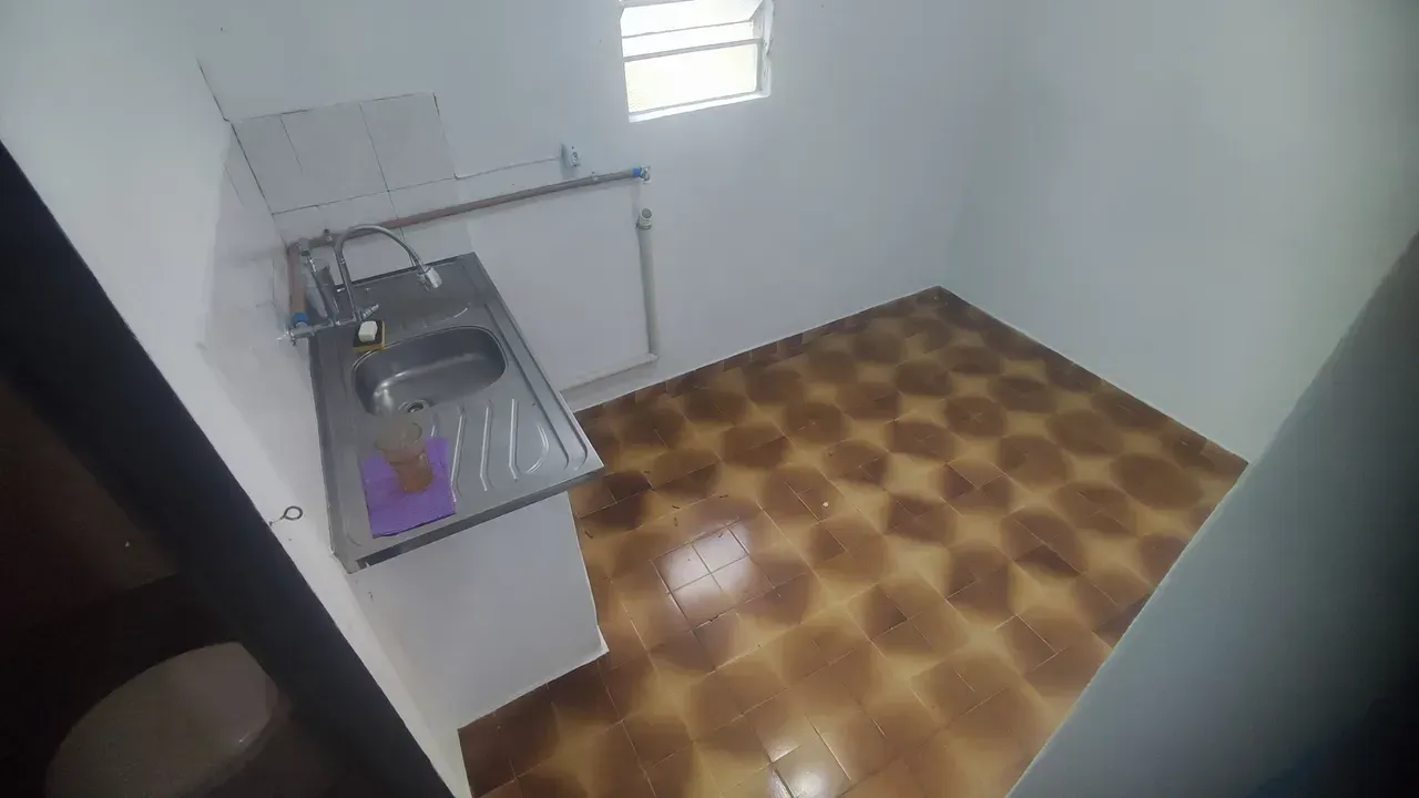 Студія без паркування, бойлер на газі та електричний душ — photo 5
