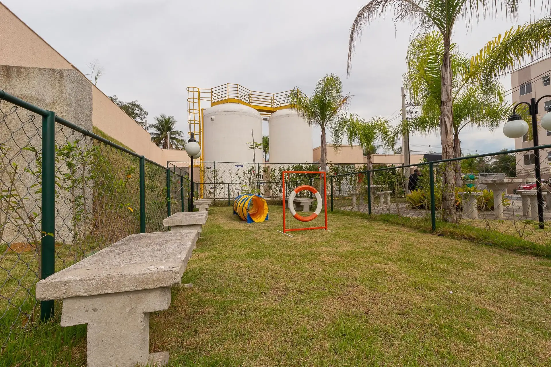 Furnished apartment, 42 m², with a washing machine — photo 31