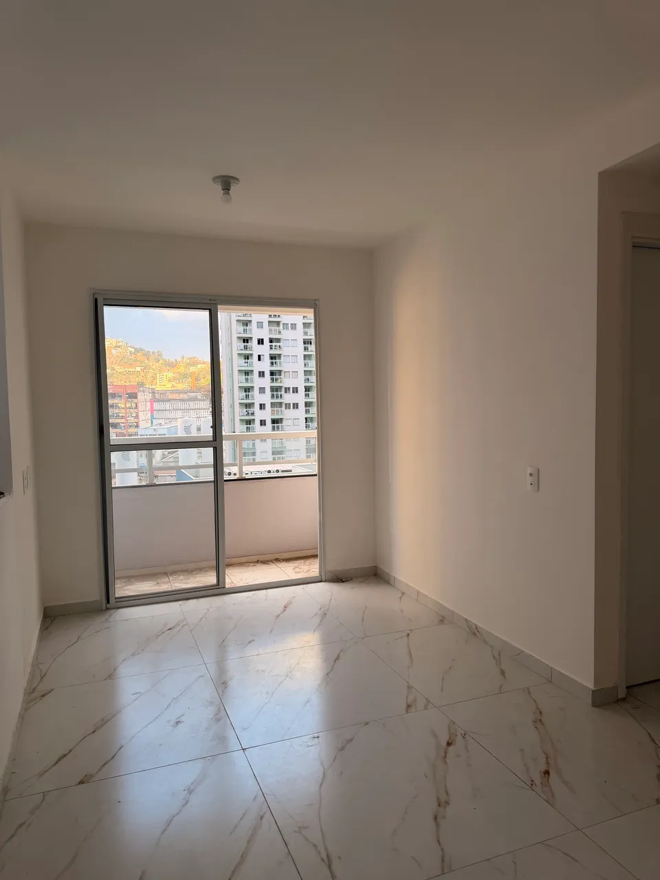 Apartamento 2 quartos, 1 banheiro e varanda sem vaga — photo 2