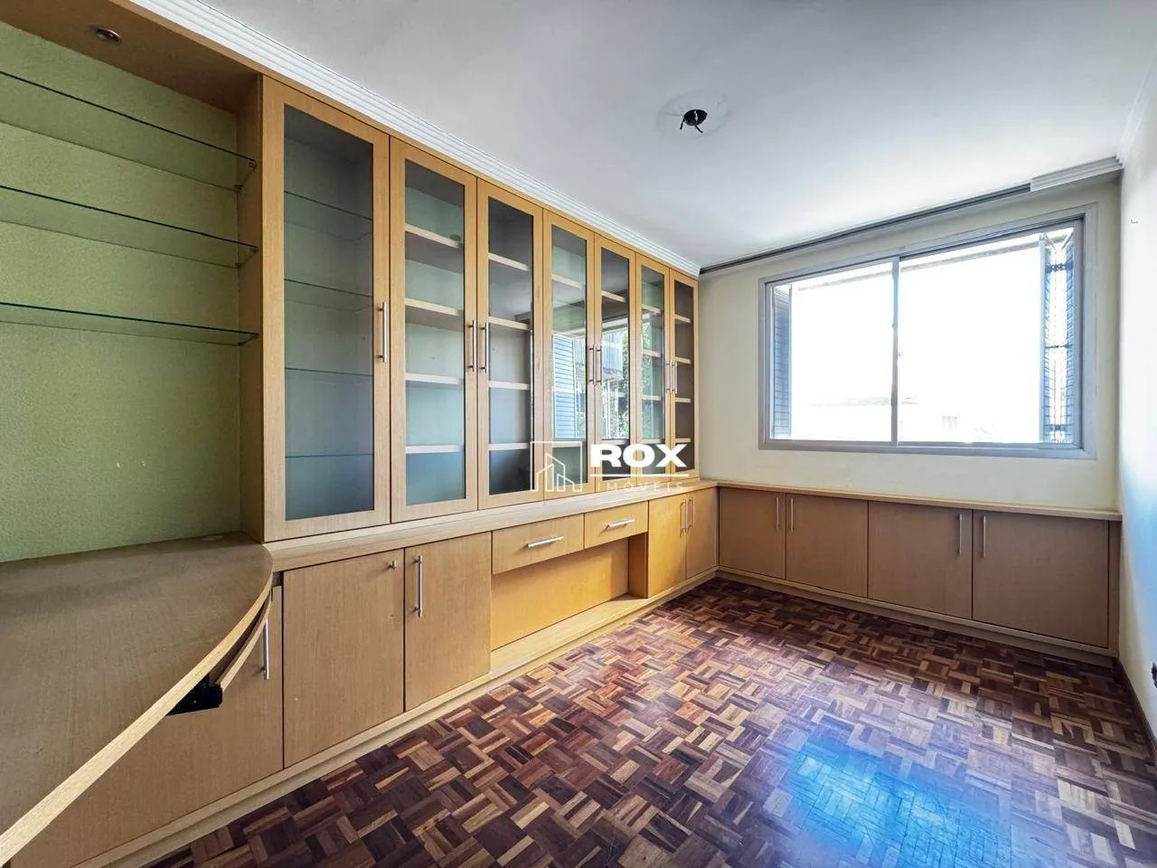 250 m² apartment with 3 bedrooms and a gas stove — photo 19