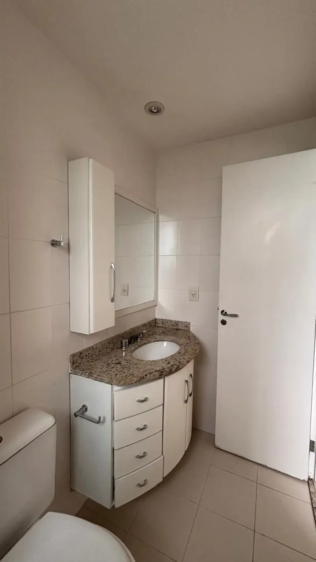 Furnished apartment with 3 en-suite bedrooms and 114 m² — photo 7