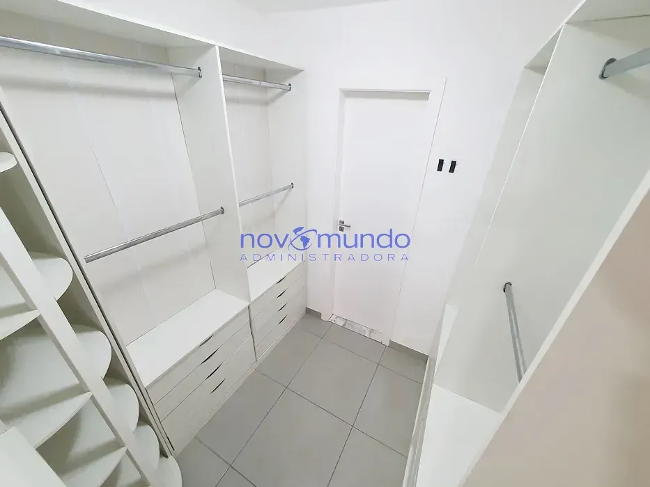Unfurnished 3-bedroom apartment with 2 parking spaces — photo 19
