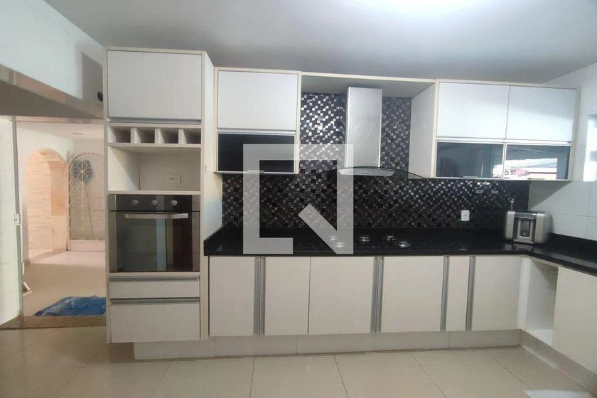 600 m² house with 5 bedrooms and balcony barbecue — photo 30