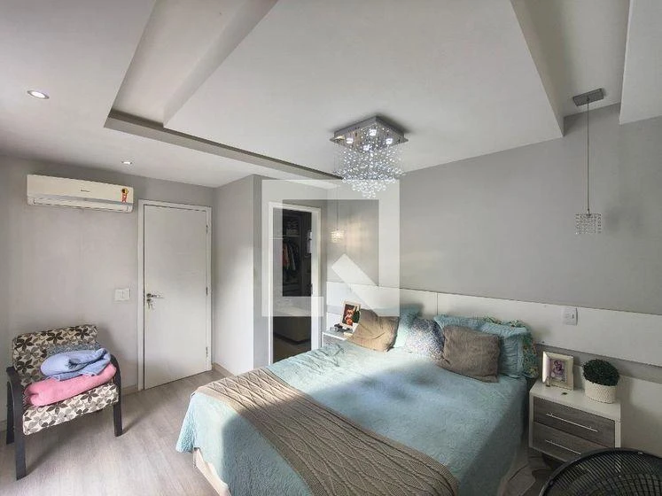 Dishwasher in a 4-bedroom house, 220 m² — photo 7