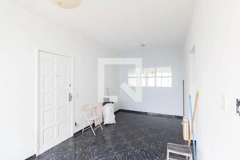2-bedroom apartment in a building with a gym — photo 23