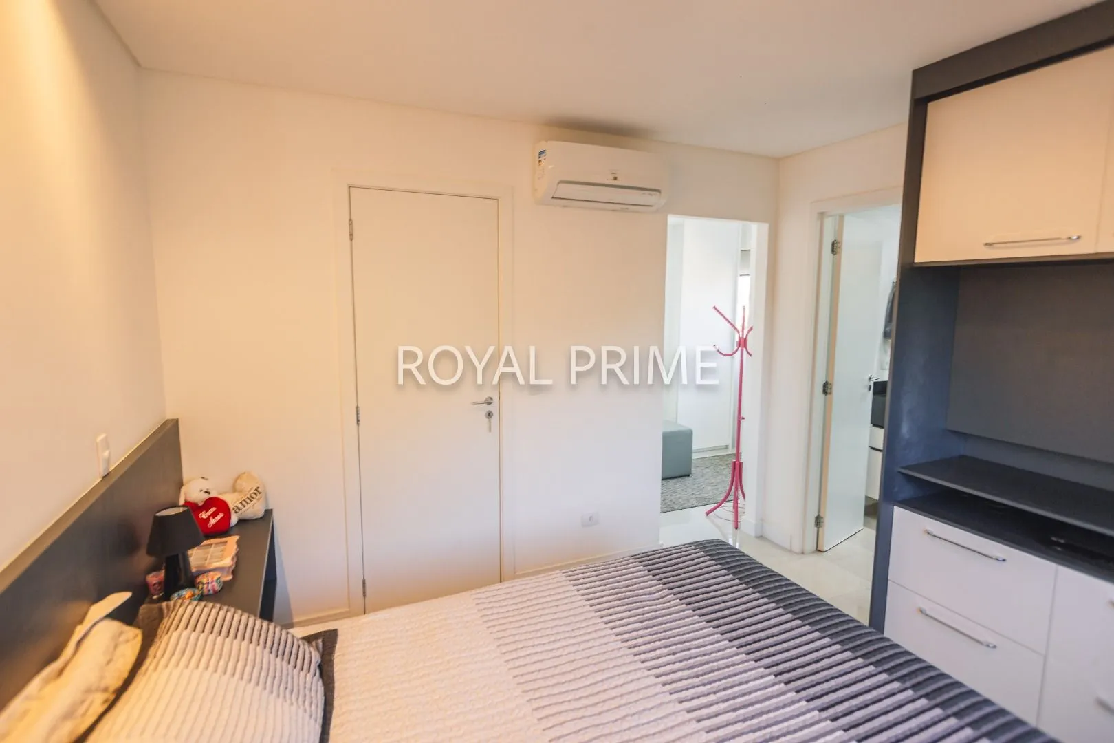 133 m² apartment with 2 en-suite bedrooms and private BBQ — photo 18