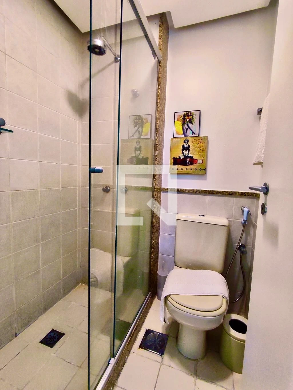 Furnished 1-bedroom apartment with open kitchen — photo 35