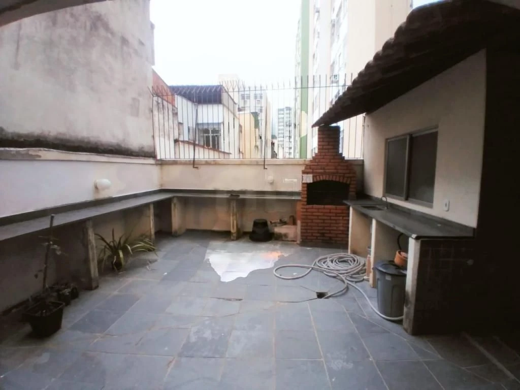 Unfurnished apartment with 6 bedrooms and 2 parking spots — photo 25