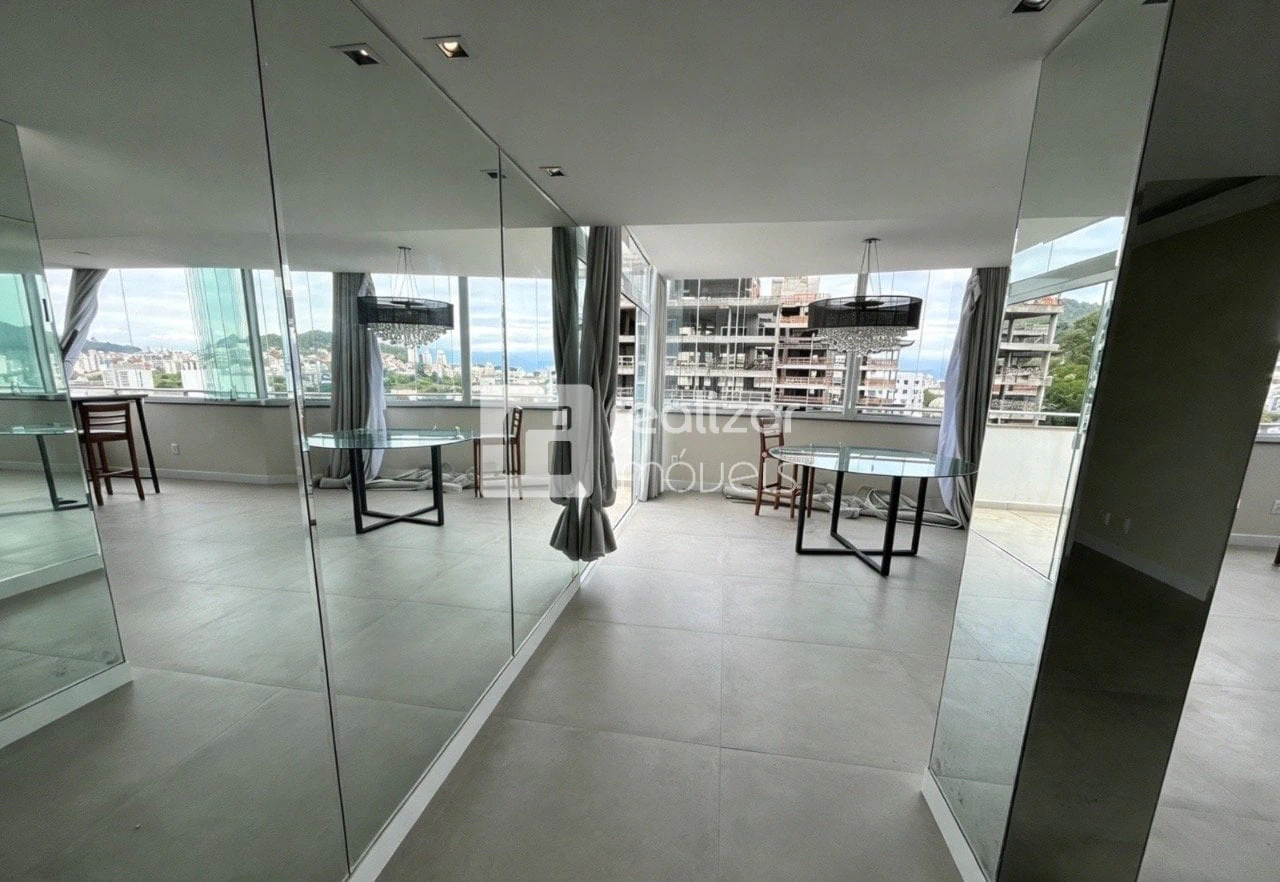 3-bedroom apartment with floor-to-ceiling windows — photo 14