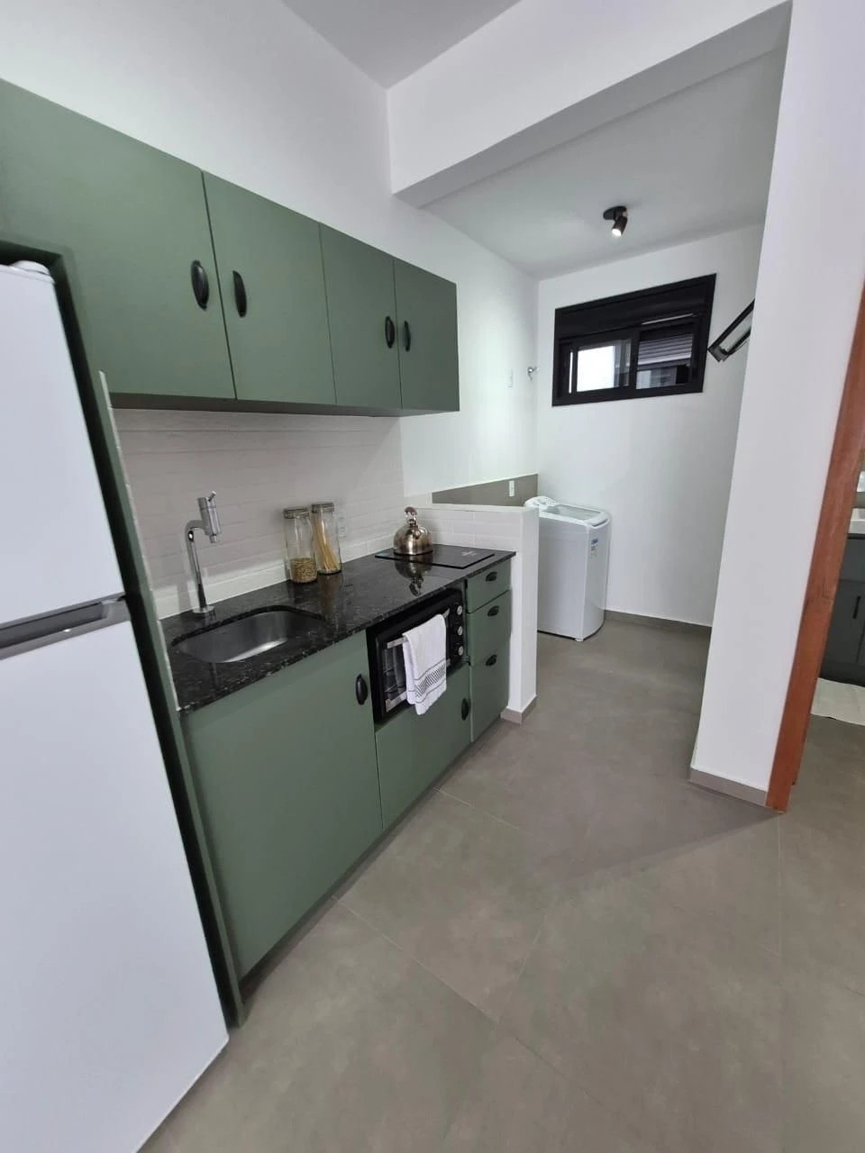 Furnished studio, 37 m², with a washing machine — photo 2