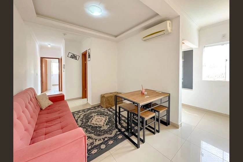 Unfurnished house with 1 bedroom and 2 bathrooms